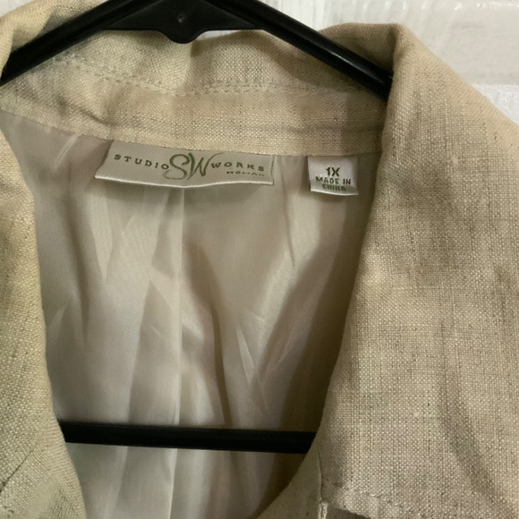 Studio Works Woman - Picture 2 of 6